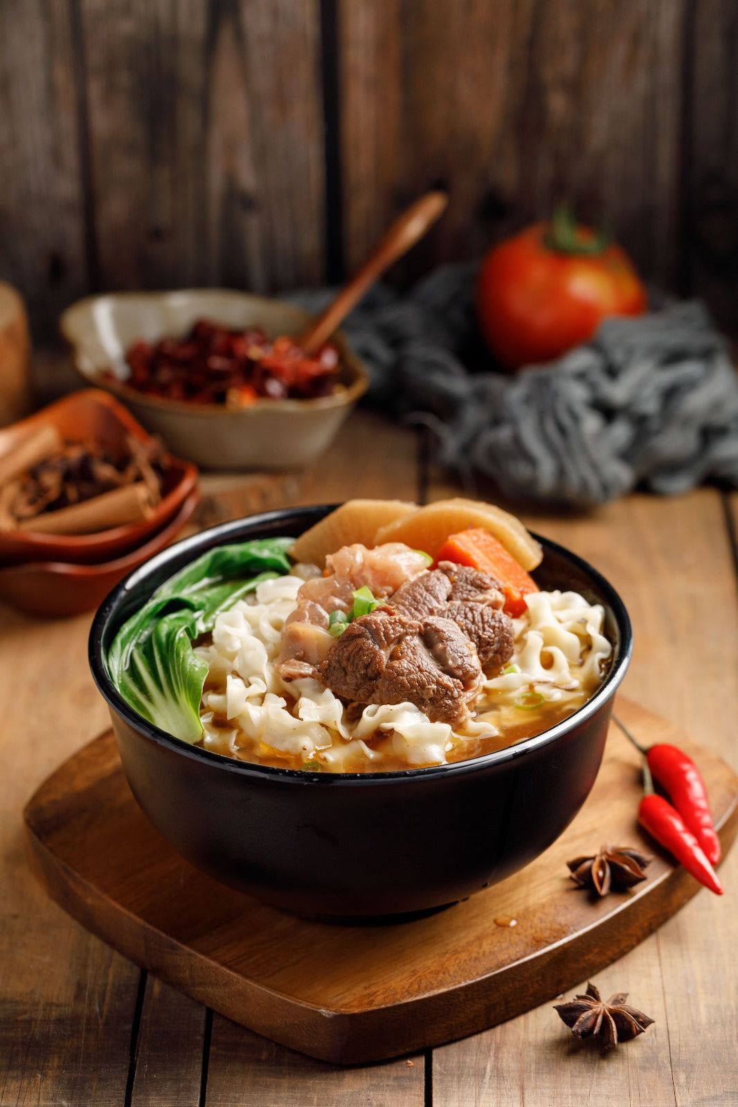 藍海饌-紅燒半筋半肉牛肉麵2入裝