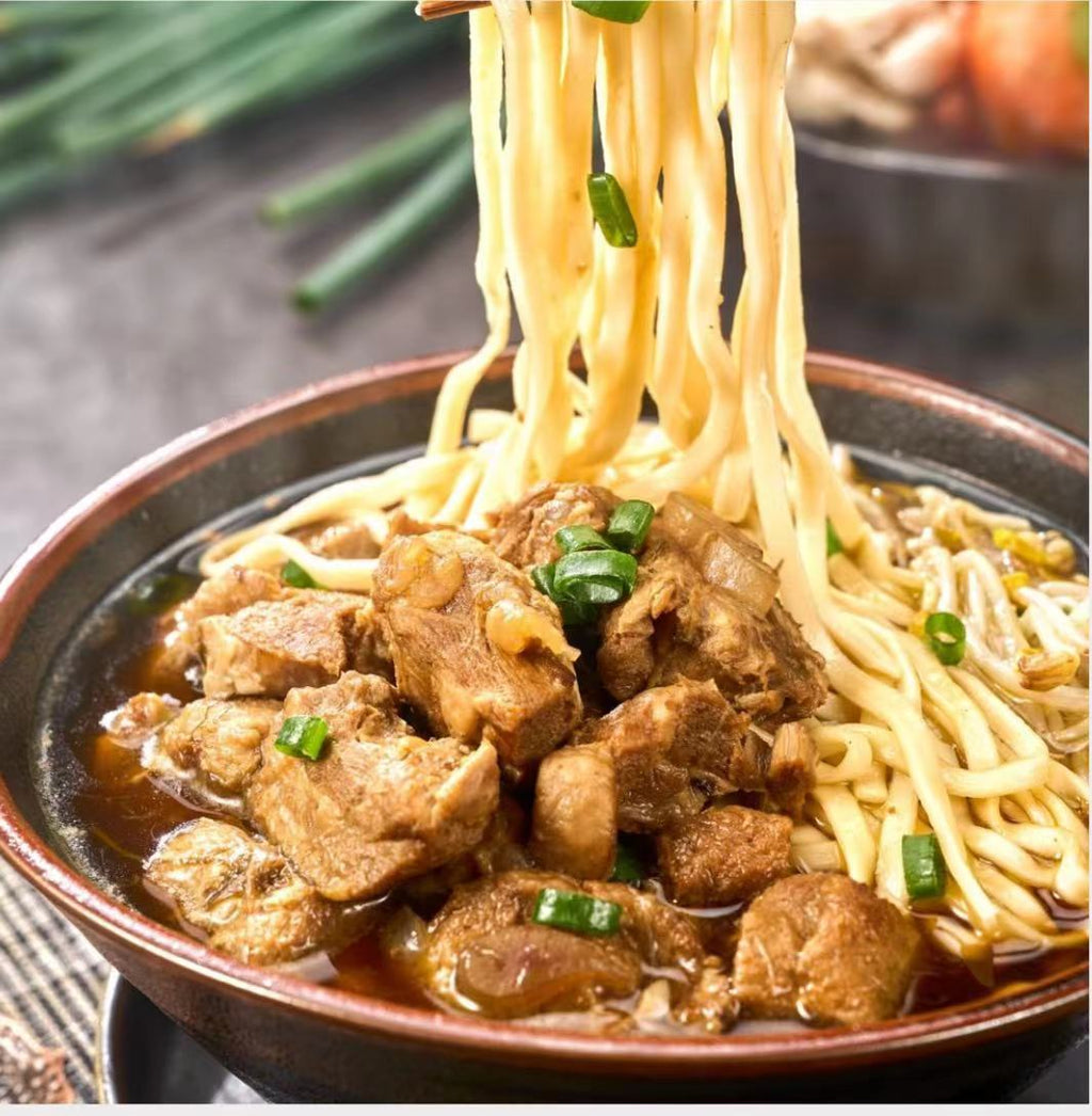 龍老二-蔥燒排骨麵580g